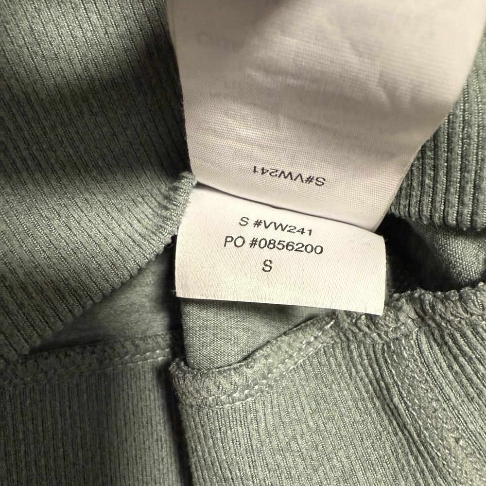 Vuori | Long Sleeve Halo Crew Blue Green Size S - Picture 10 of 12